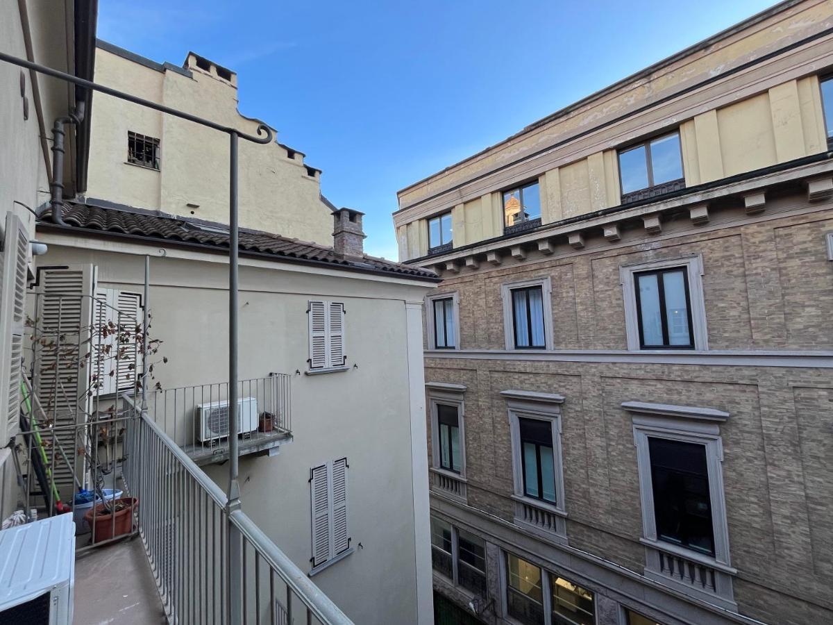 Zenhouse - Nel Cuore Del Centro Storico Di Torino Extérieur photo